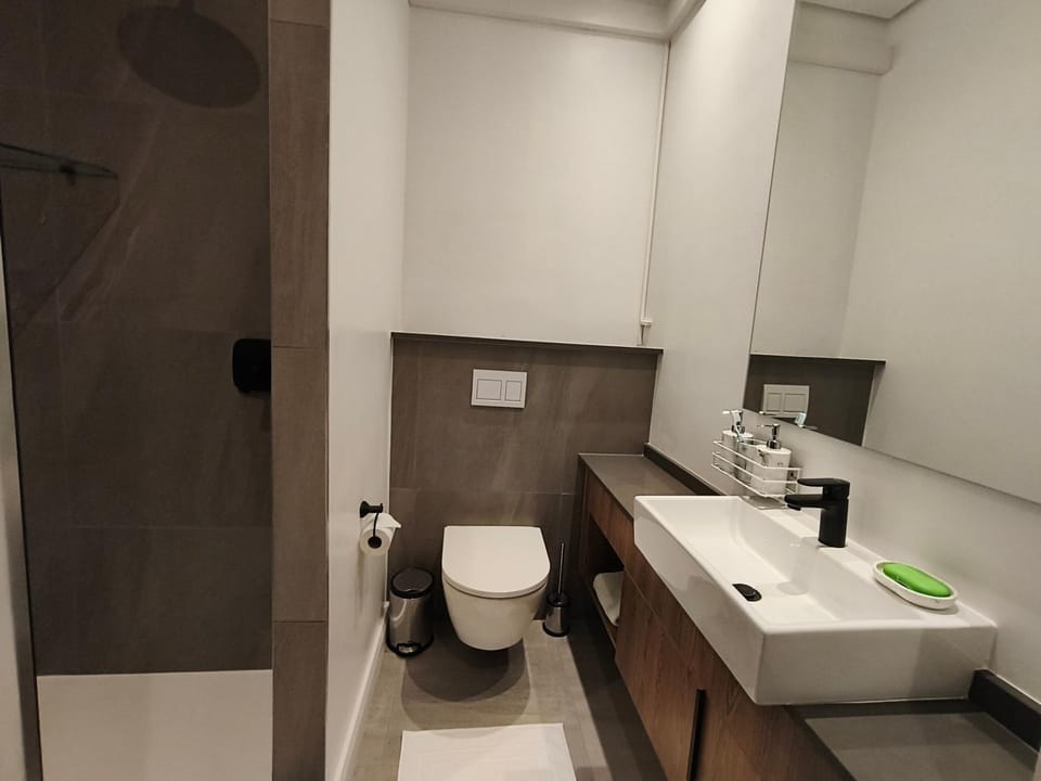 Comfort at 35 Menlyn Maine Residences Apartment in Pretoria