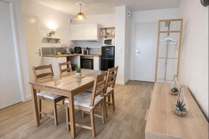 Cozy apartment with balcony 15 minutes from Lille Apartment in Hauts-de-France
