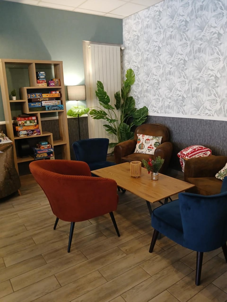 Restaurant/places to eat, Living room, Lounge or bar