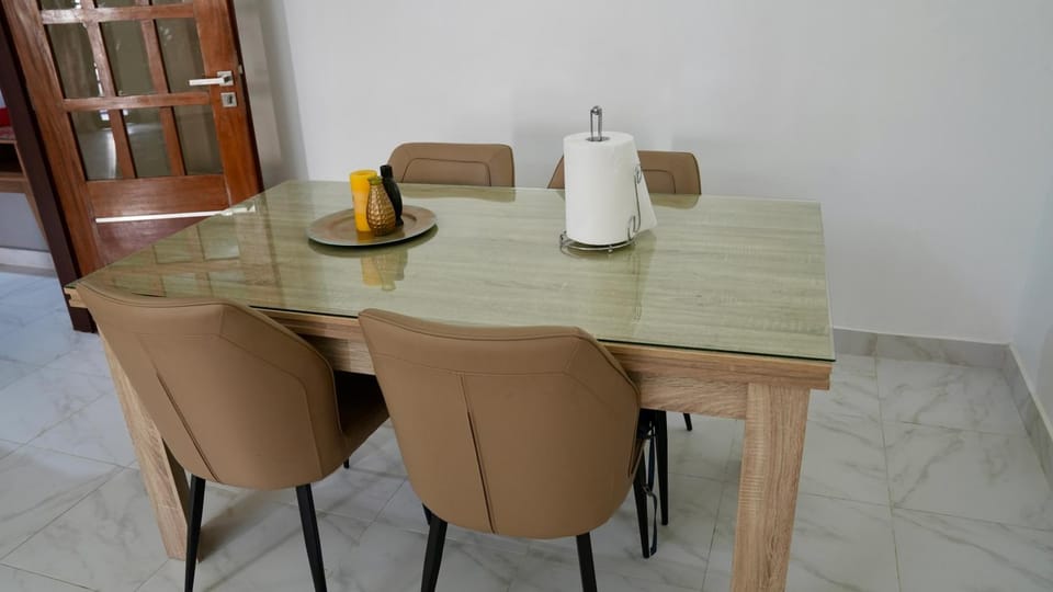Elegant 2BR Apartment Near African Renaissance Monument & Wi-Fi Apartment in Dakar