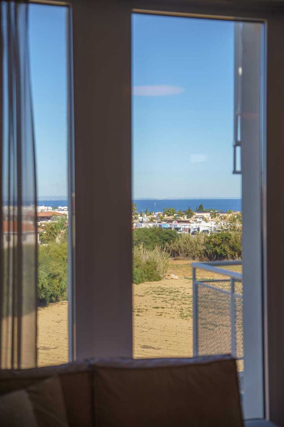 Blue Horizon Seaview Suite with Rooftop and Pool in Paralimni Apartment in Paralimni