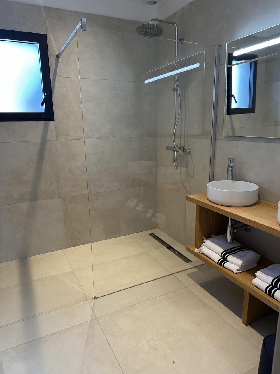 Shower, Bathroom
