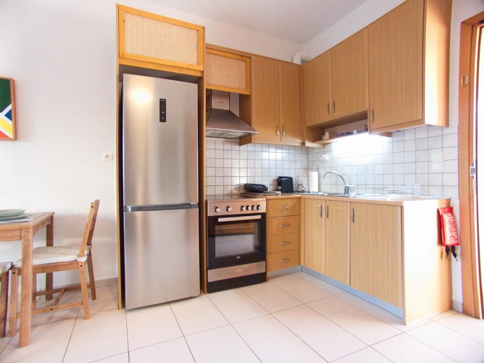 Kitchen or kitchenette, oven, stove