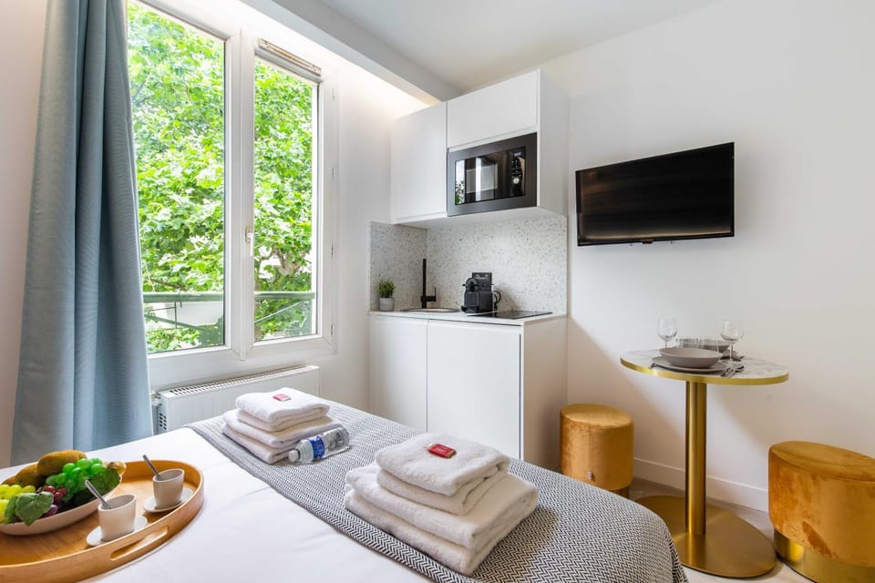 TV and multimedia, Bedroom