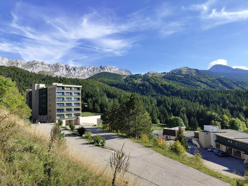 Property building, Natural landscape