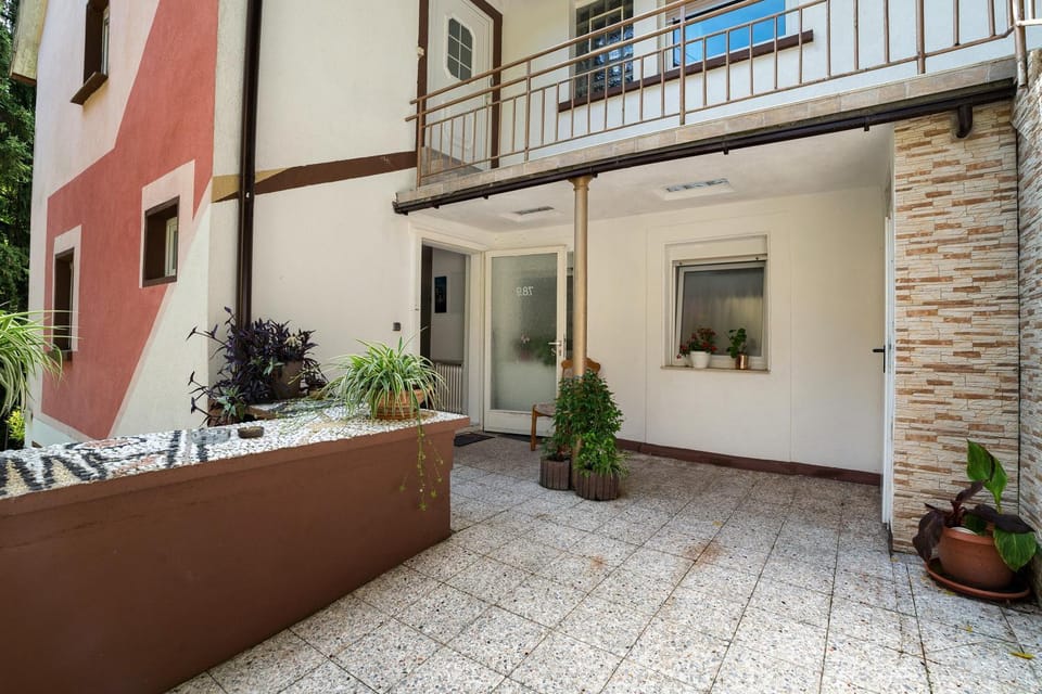 Property building, Living room
