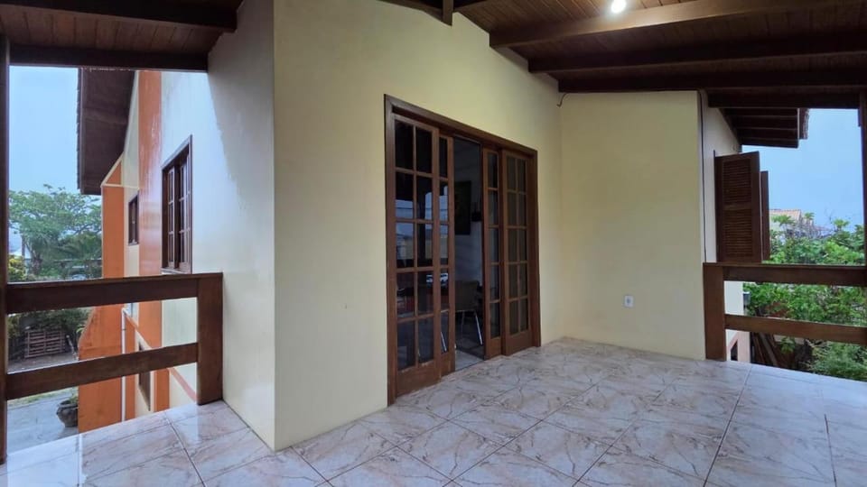 Oportunidade ao lado da praia House in Garopaba