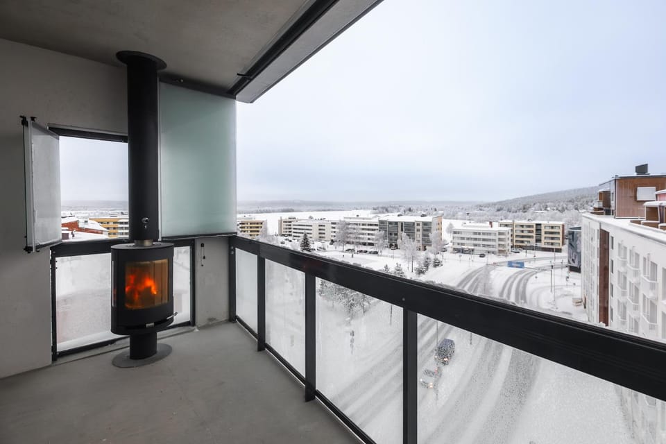 View (from property/room), City view, Mountain view, River view, fireplace