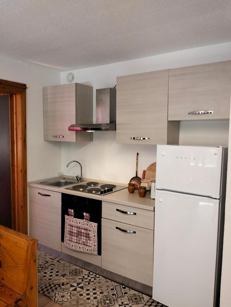 Kitchen or kitchenette, Living room