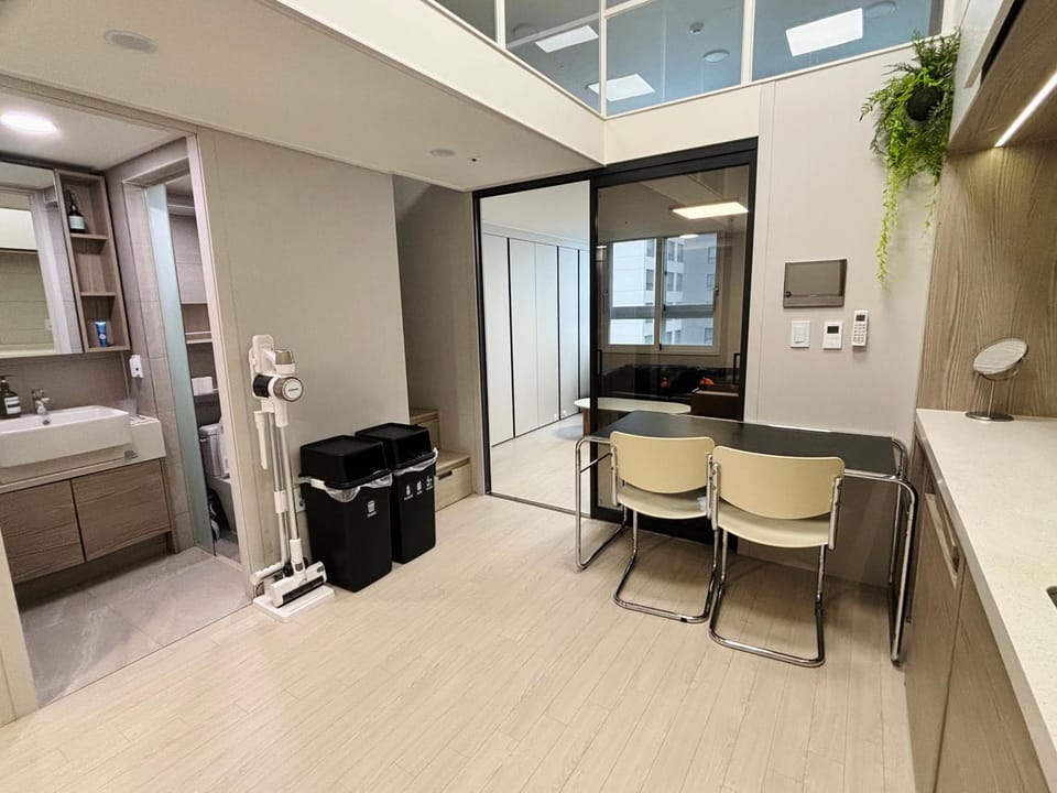 화이트하우스 Apartment in Seoul