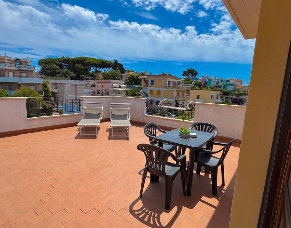 Balcony/Terrace, Balcony/Terrace