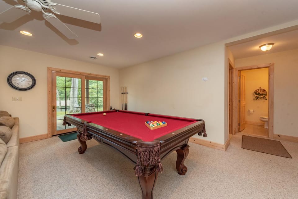 Dragonfly, Gems & Dreams House in Deep Creek Lake