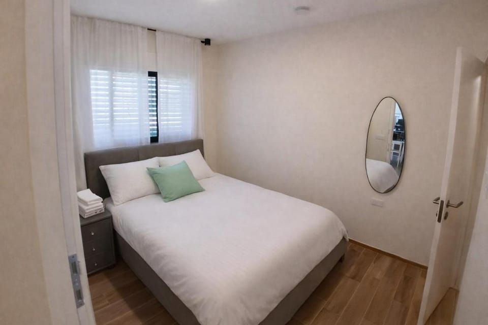 נוף לחרמון דפנה Apartment in North District