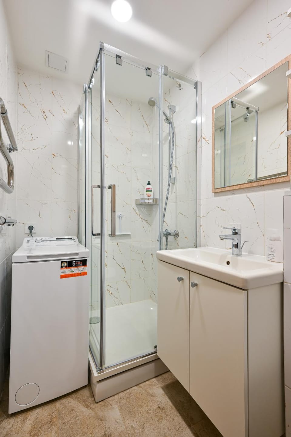 Shower, Bathroom, washing machine