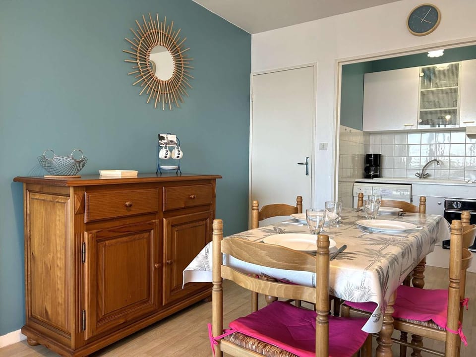 SG020-094 Appart 2 pièces 4 couchages SAINT GILLES CROIX DE VIE Apartment in Saint-Gilles-Croix-de-Vie
