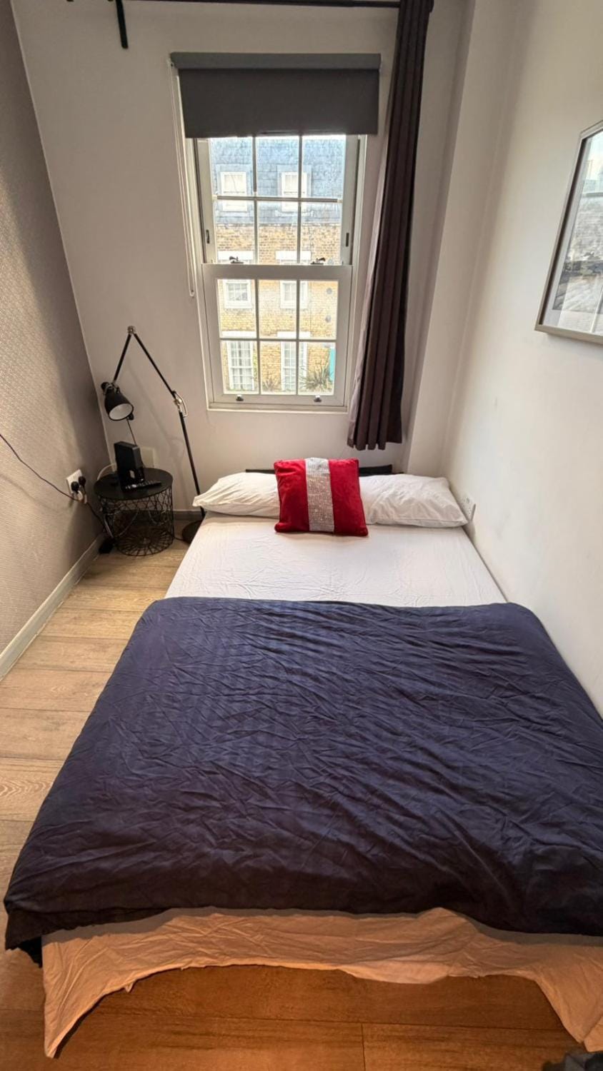 Central Euston Hideaway Apartment in London Borough of Islington