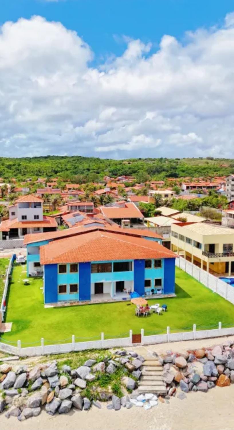 Property building, Bird's eye view, Location