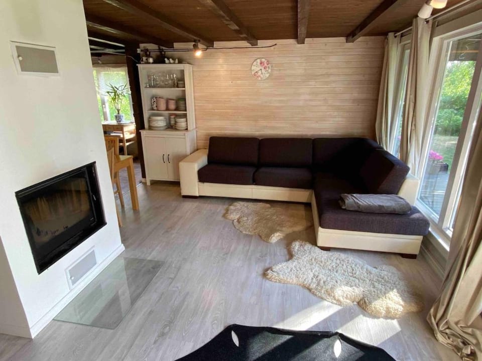 Cozy loghouse with sauna near a great sandy beach House in Harju County, Estonia