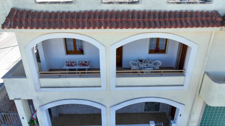 Casa Giglio 1 dx a soli 200 mt dalla spiaggia di Scala di Furno Porto Cesareo House in Apulia
