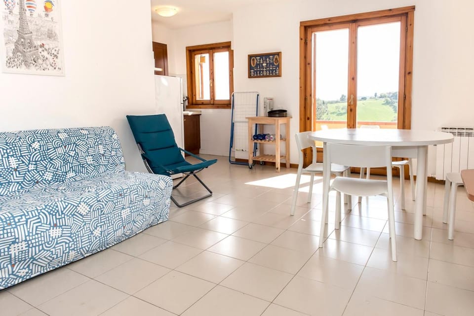 M285 - Marcelli, comodo trilocale con terrazzo Apartment in Marcelli