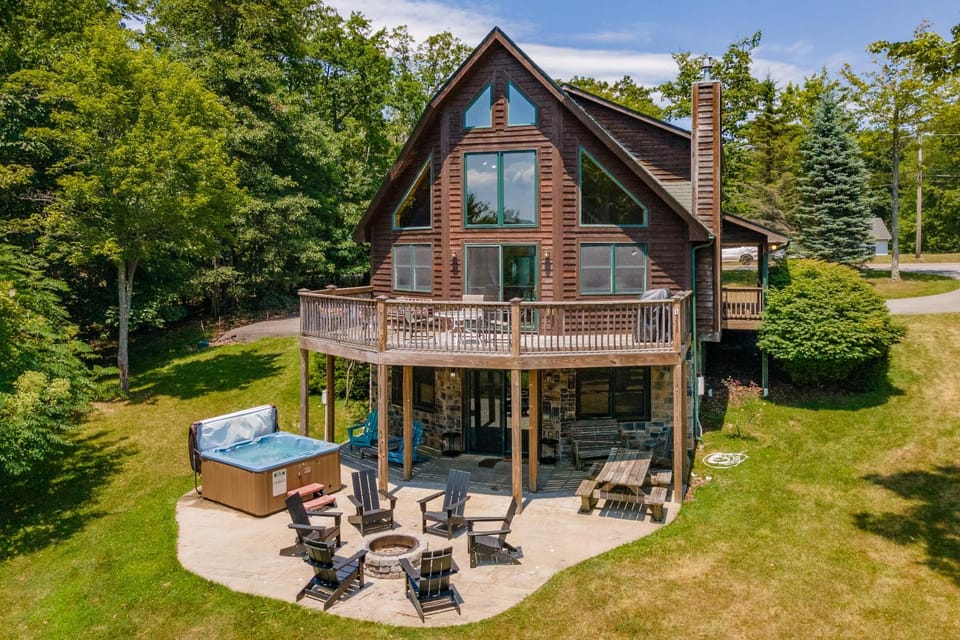 Eventide House in Deep Creek Lake
