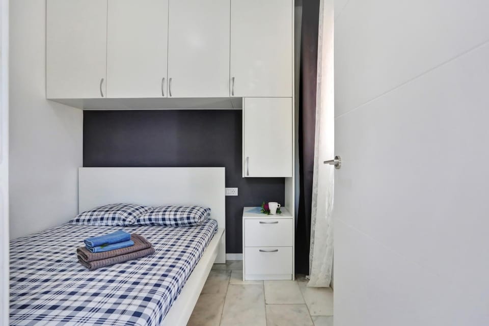The Stone Apartment, Los Gigantes, Heated Pool Apartment in Acantilados de Los Gigantes