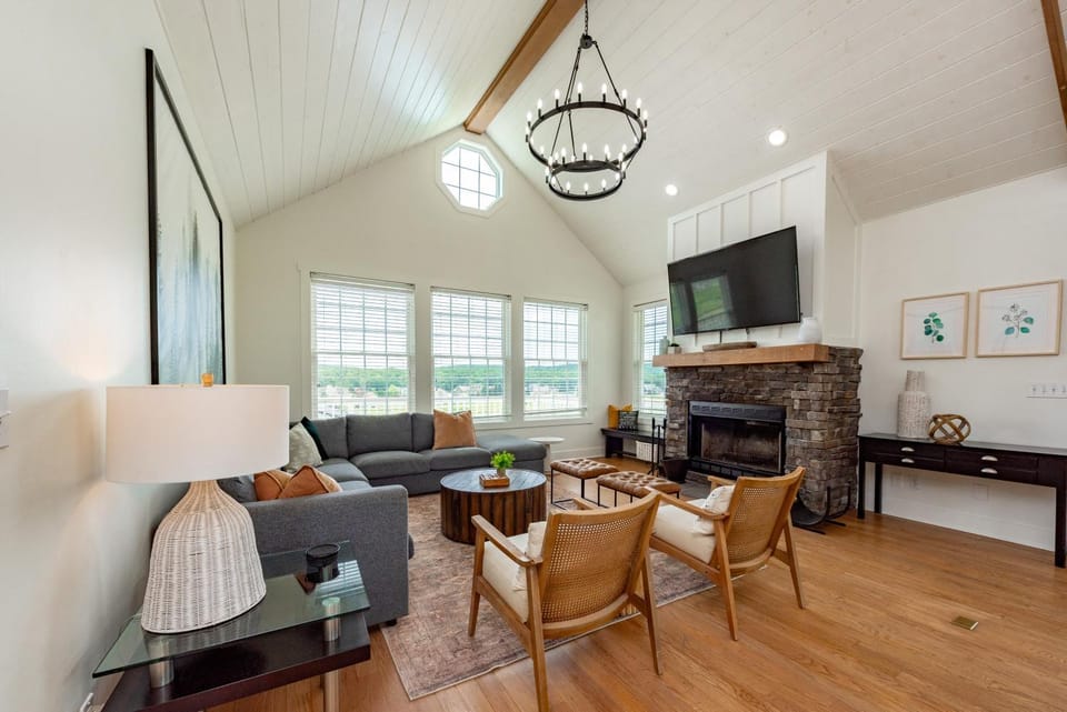 Field of Dreams House in Deep Creek Lake