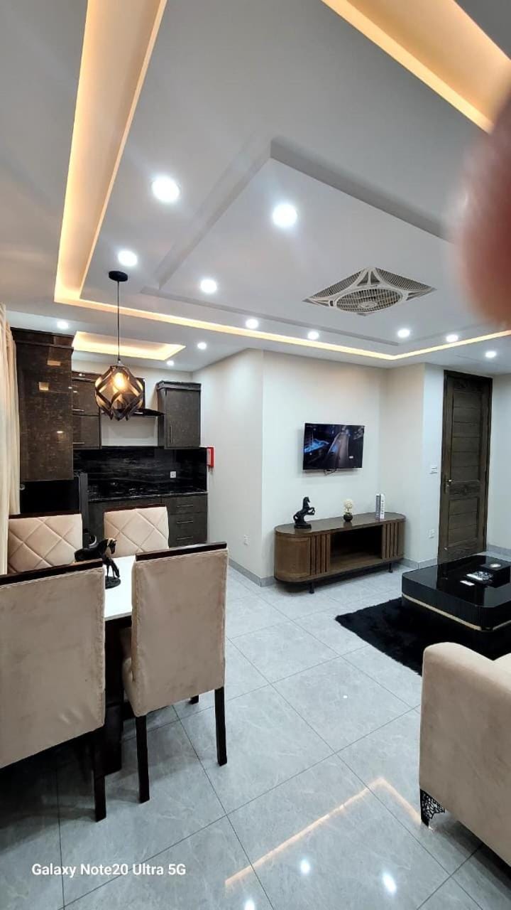 Cozy Stay Apartment on Prime Location Apartment in Lahore