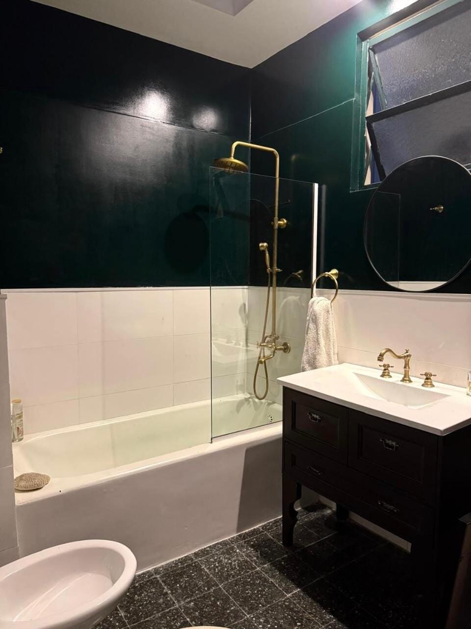 Extraordinary 4 bedrooms in front of Parque San Martin Apartment in Buenos Aires