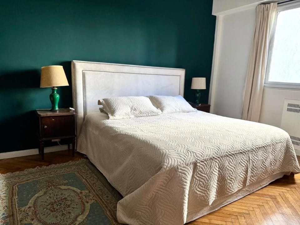 Extraordinary 4 bedrooms in front of Parque San Martin Apartment in Buenos Aires