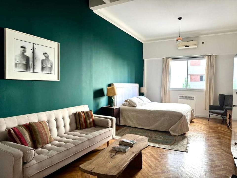 Extraordinary 4 bedrooms in front of Parque San Martin Apartment in Buenos Aires