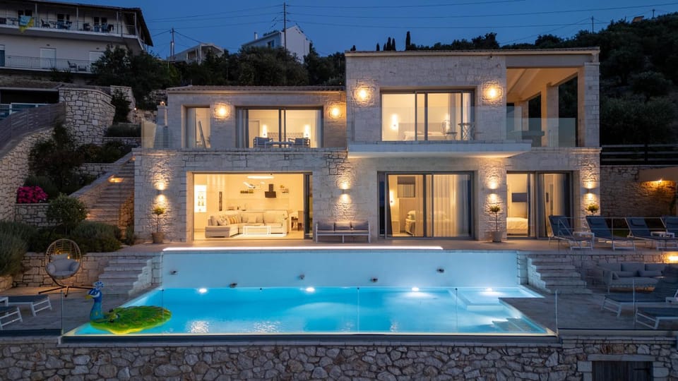 Property building, Swimming pool