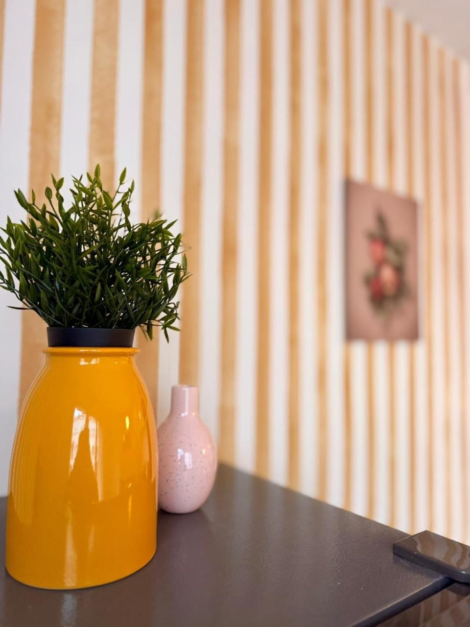 New two-room apartment, city center, sleeps 4, balcony Apartment in Grenoble