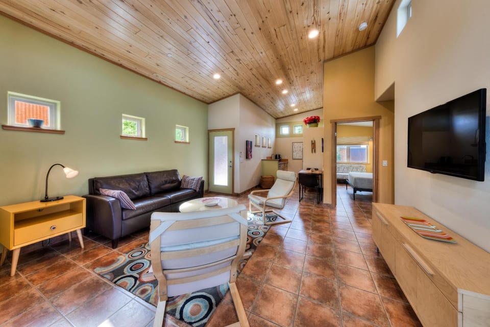 Westside Flats Compound - All 4 Units in Moab UT Villa in Moab