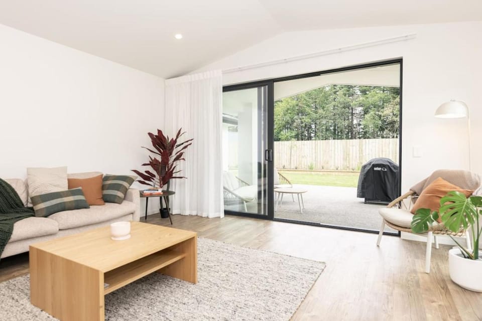 Brand New Stylish Home House in Canterbury