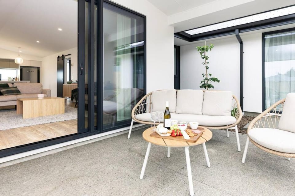 Brand New Stylish Home House in Canterbury