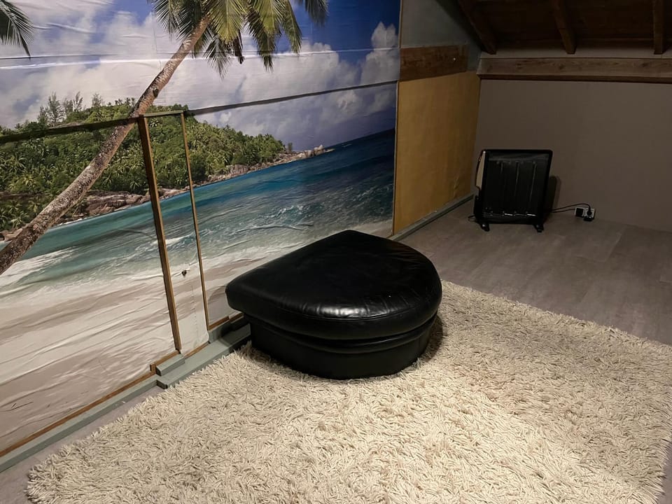 Lucky luke's hideaway Apartment in Roggel