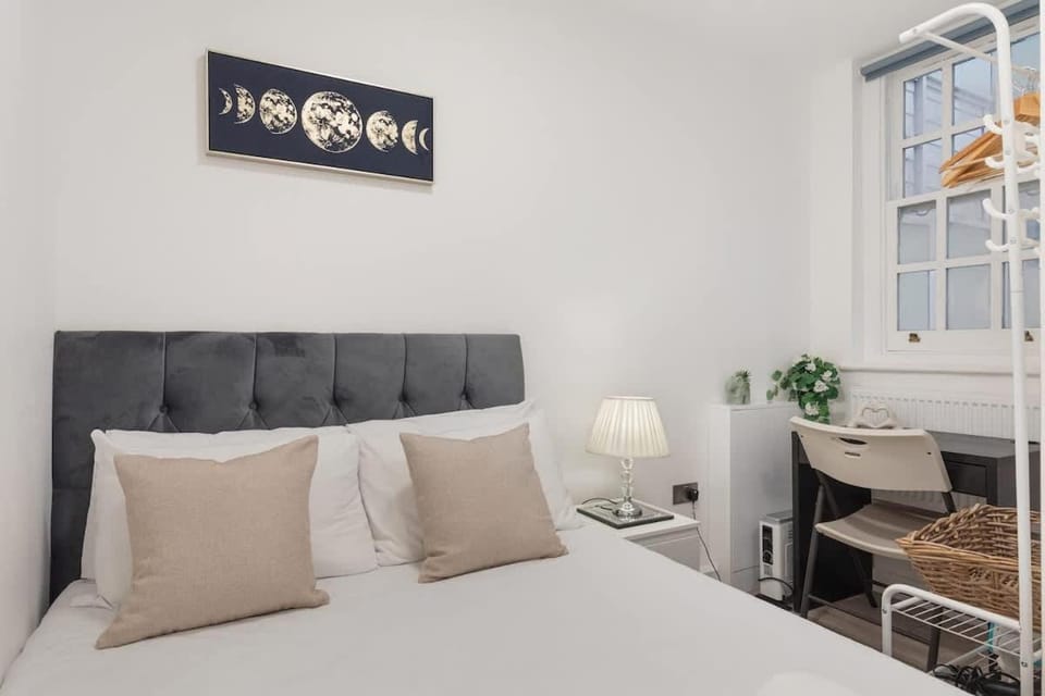 Modern 1 Bed - St John's Wood Apartment in City of Westminster