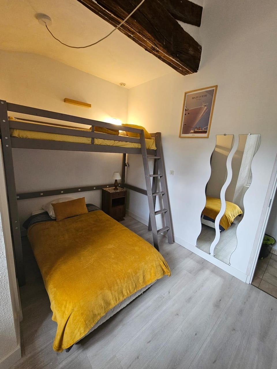 Bed, Bedroom, bunk bed