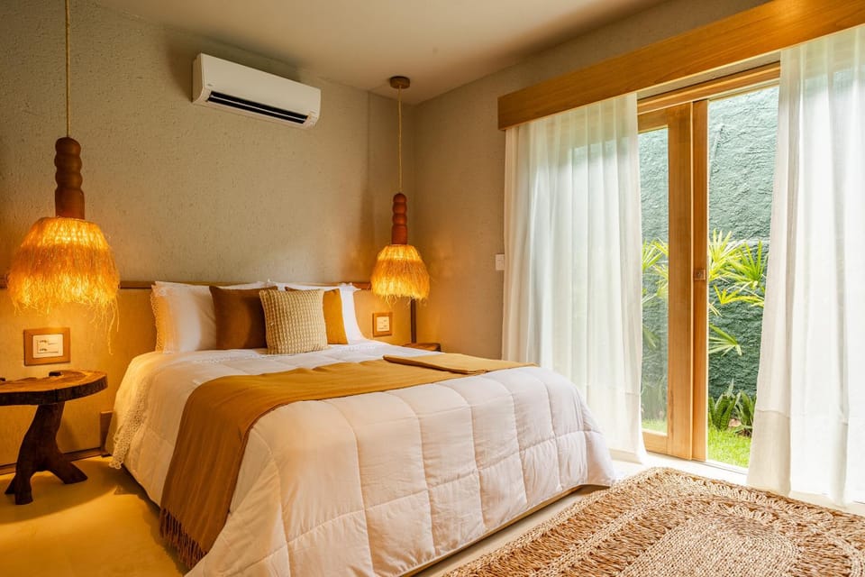 Bed, Photo of the whole room, Bedroom, air conditioner