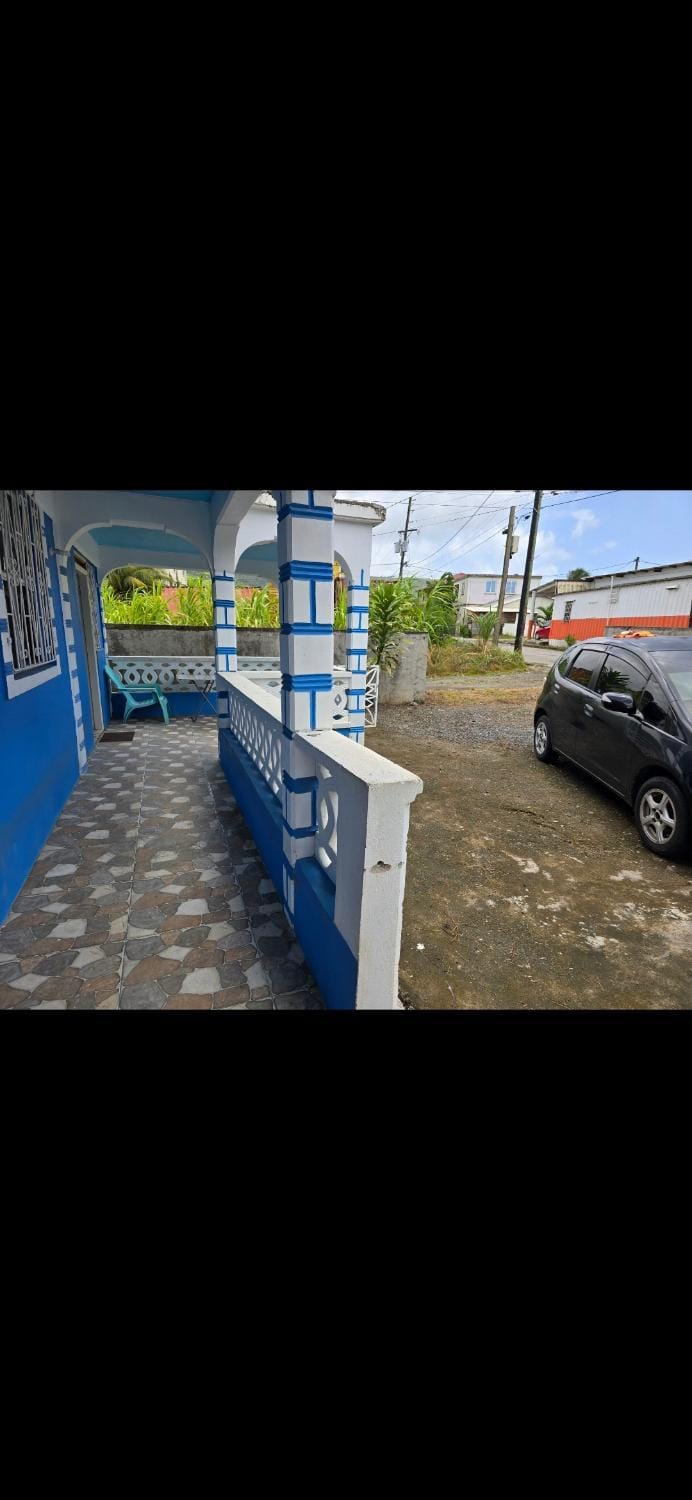 Versha's paradise Villa in Portsmouth