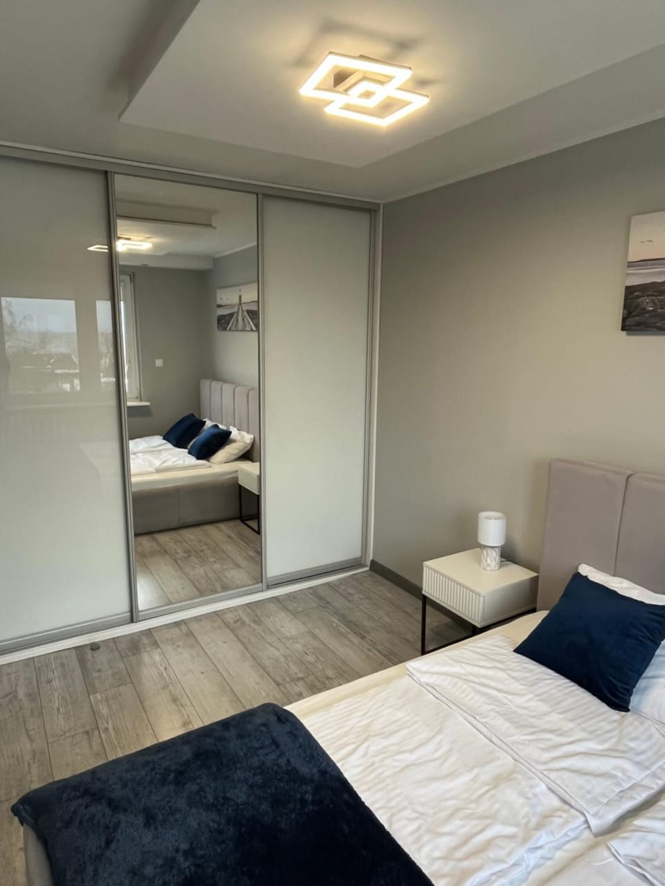 Bedroom, wardrobe