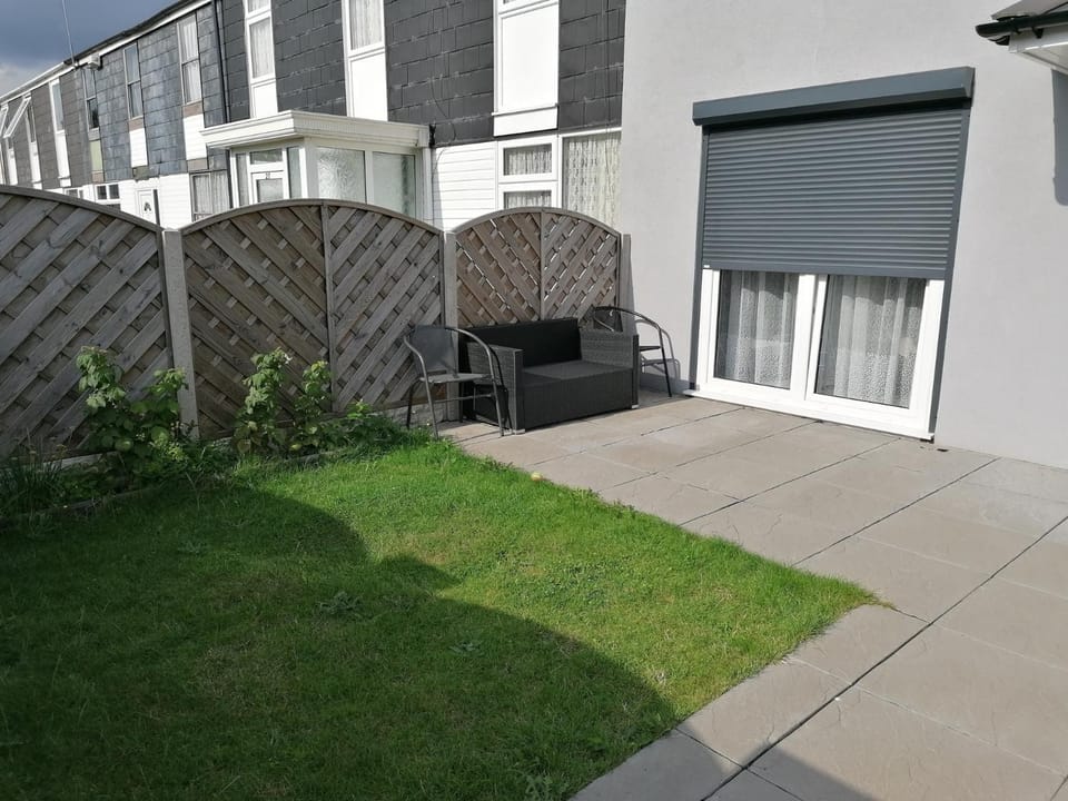 Property building, Garden view