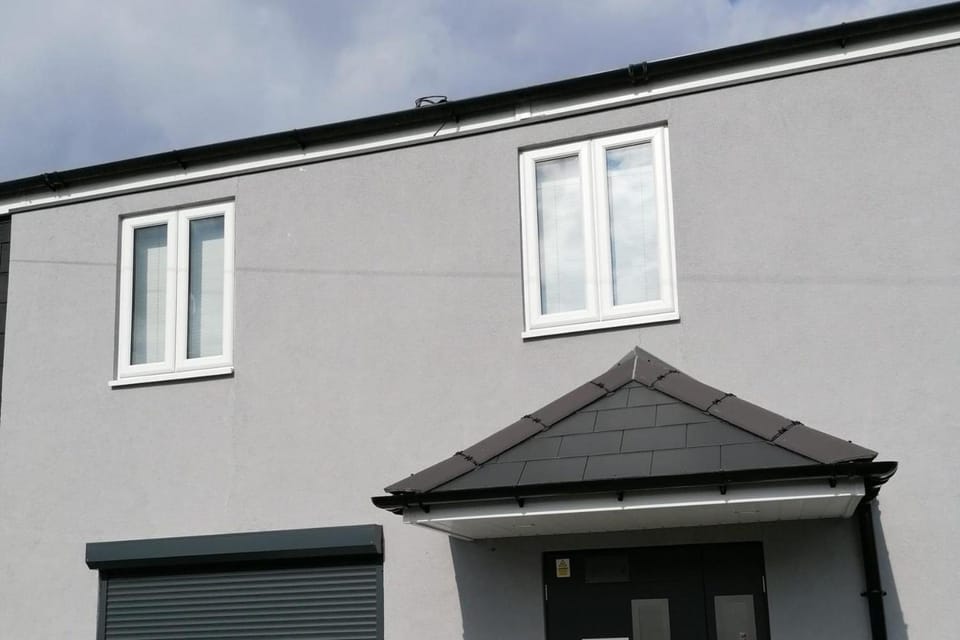 Property building, Day