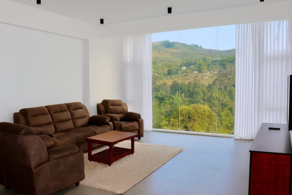 View (from property/room), View (from property/room), Living room, Seating area, Mountain view, Mountain view