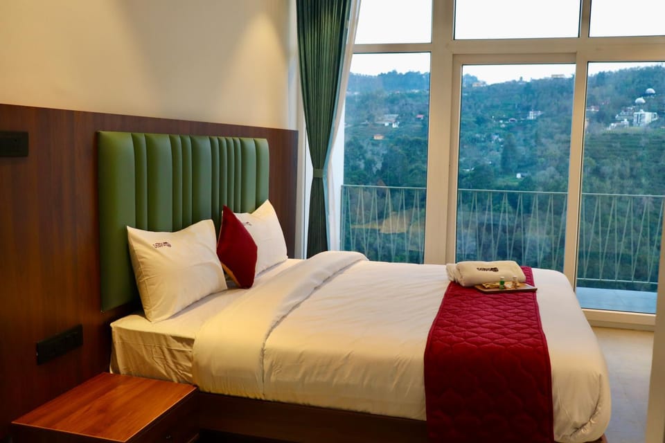 Bed, View (from property/room), Bedroom, Mountain view