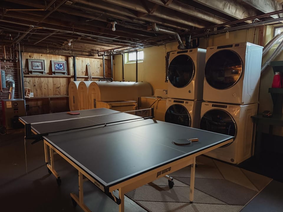 Game Room, Table tennis