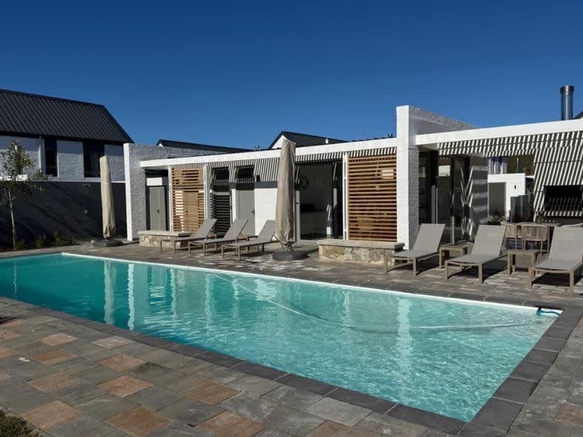 Boardwalk Hideaway 22 - 4BD Villa Walk 2 Beach Villa in Plettenberg Bay