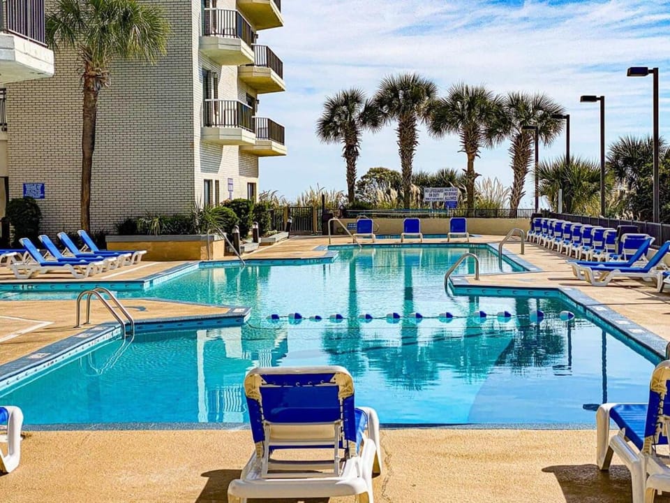 Salt N Sky Oceanfront w Reclining Sofa House in Myrtle Beach