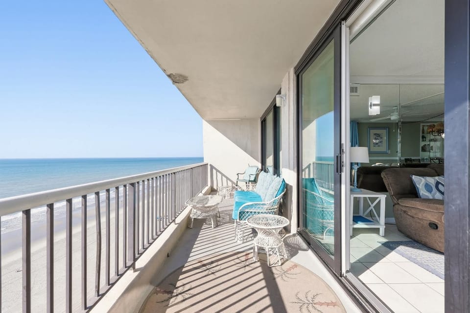 Salt N Sky Oceanfront w Reclining Sofa House in Myrtle Beach